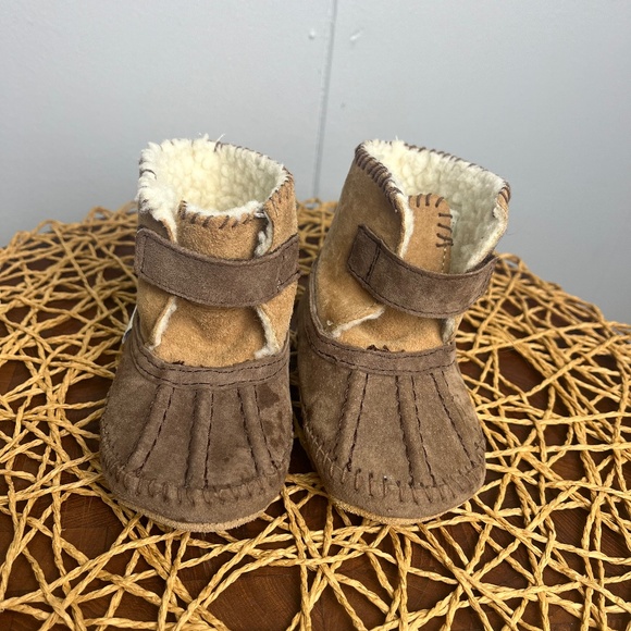 Robeez Galway Cozy Bootie Brown Size 6-12 months - Picture 1 of 8